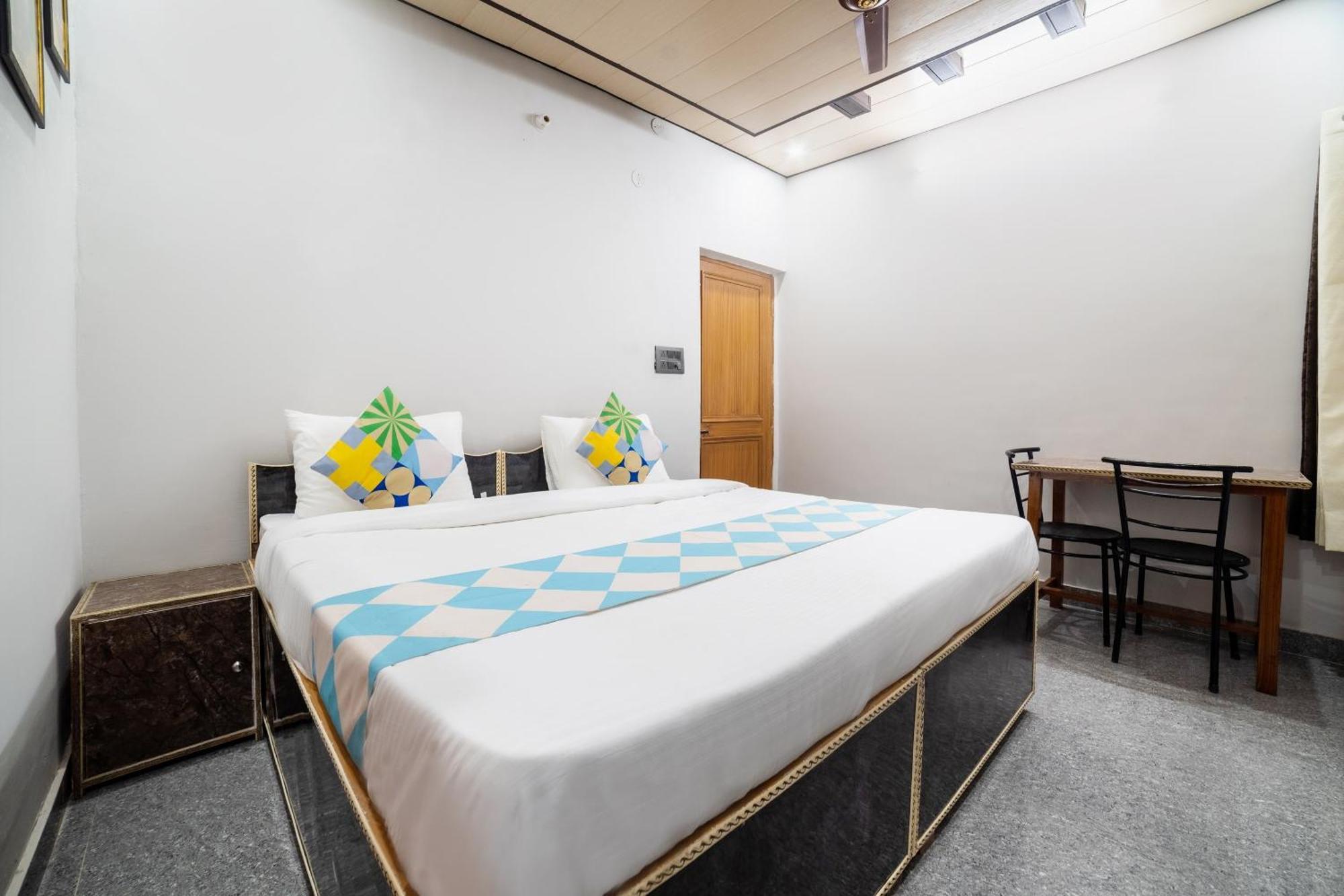 Hotel O Home Gautam Homestay เดห์ราดุน ภายนอก รูปภาพ