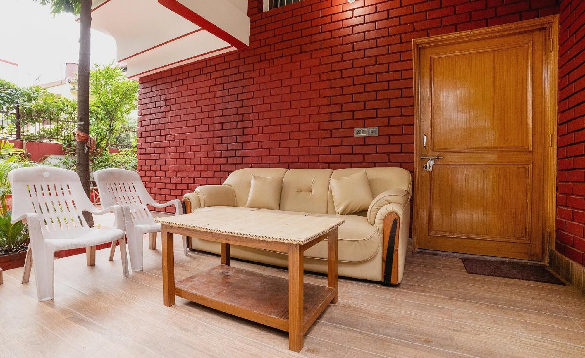 Hotel O Home Gautam Homestay เดห์ราดุน ภายนอก รูปภาพ