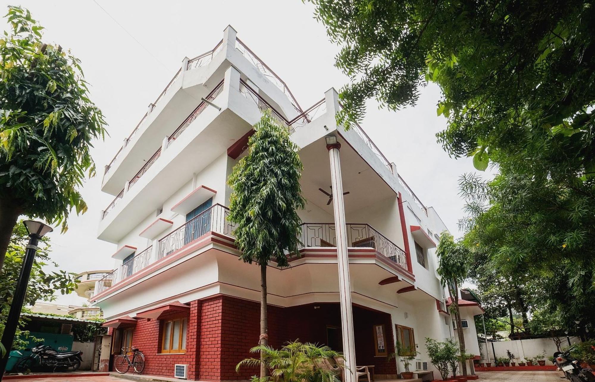 Hotel O Home Gautam Homestay เดห์ราดุน ภายนอก รูปภาพ